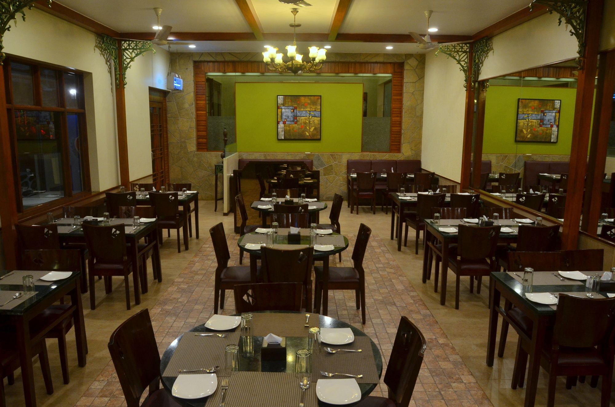Zaras Resort Lonavala Exterior foto